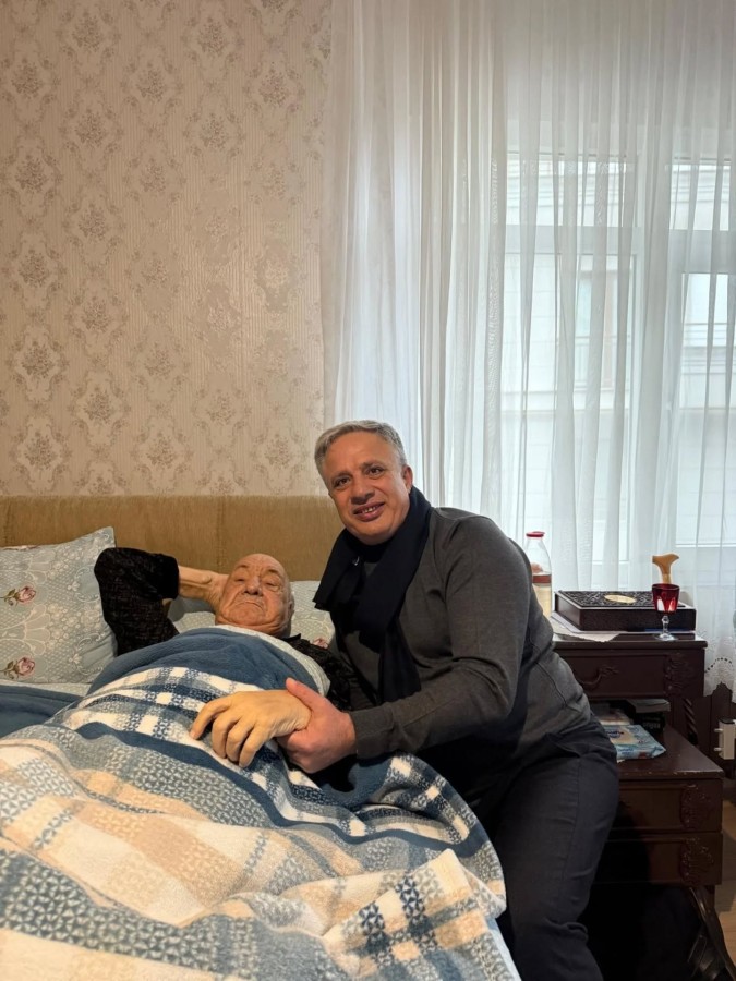 BAŞKAN ACAR BÜYÜKLERİMİZLE BAYRAMLAŞMASI