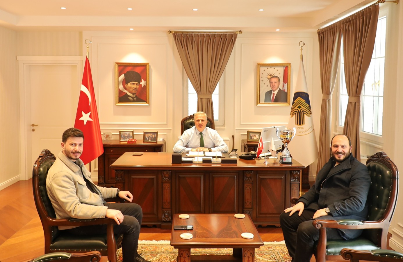 BAŞKAN ACAR'A ZİYARET