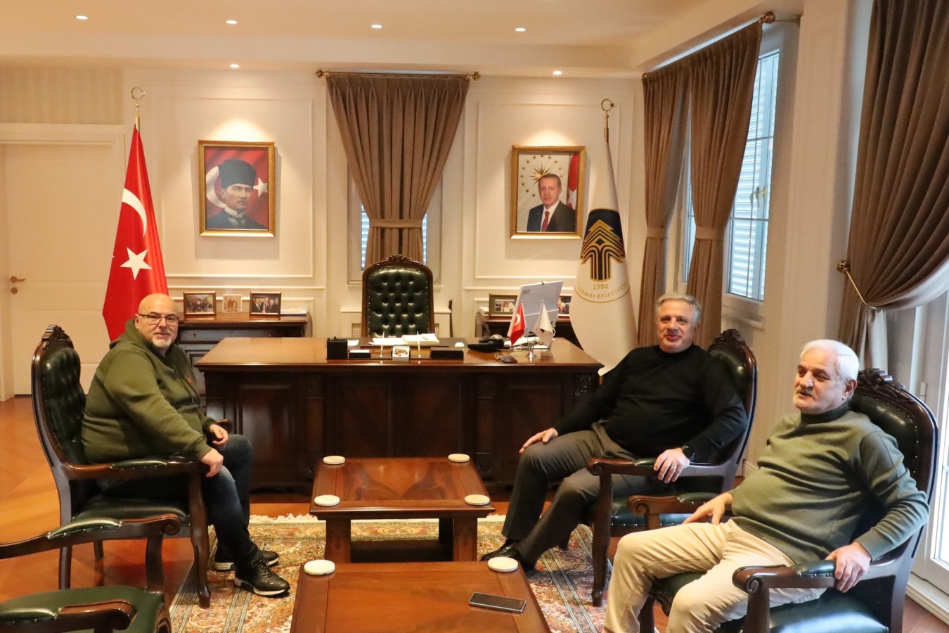 BAŞKAN ACAR'A ZİYARET