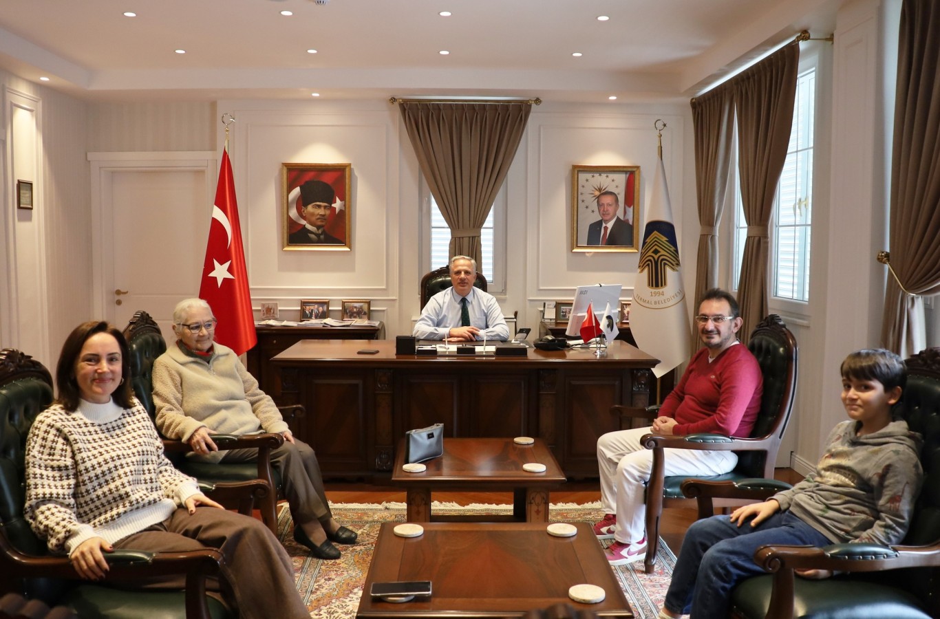 BAŞKAN ACAR'A ZİYARET