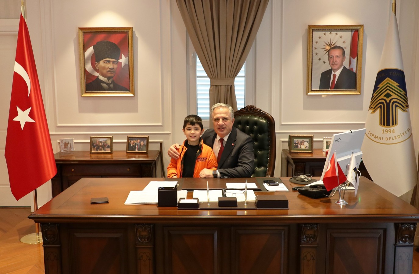 BAŞKAN ACAR'A ZİYARET