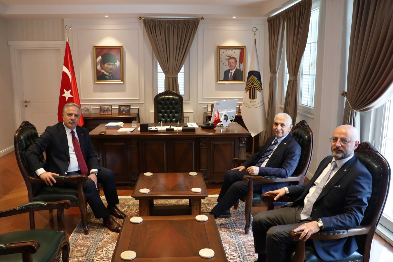 BAŞKAN ACAR'A ZİYARET