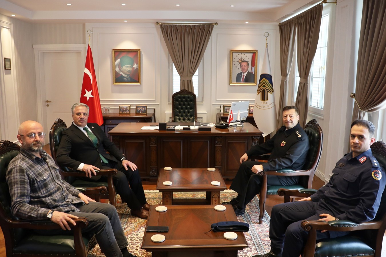 BAŞKAN ACAR'A ZİYARET